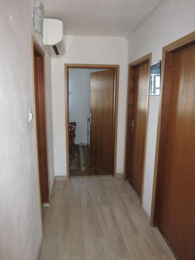 Apartment Stella Malinska Exterior foto